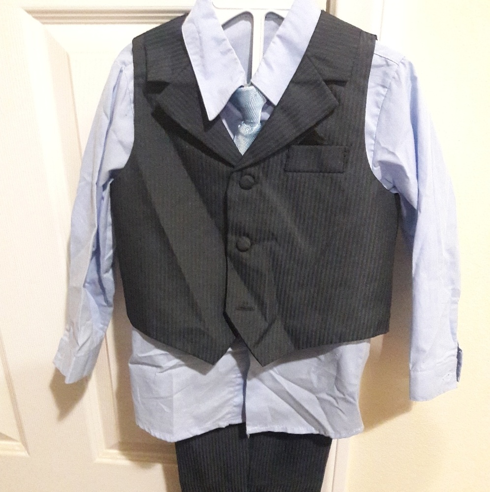 4T Pinstriped suit